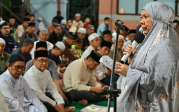 Safari Ramadhan 2026 Dimulai, Wagub Reny Lamadjido Kunjungi Masjid An-Namira Palu