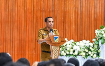 Retret ASN Kristen di Palu, Gubernur Anwar Hafid Tekankan Integritas dan Spiritualitas